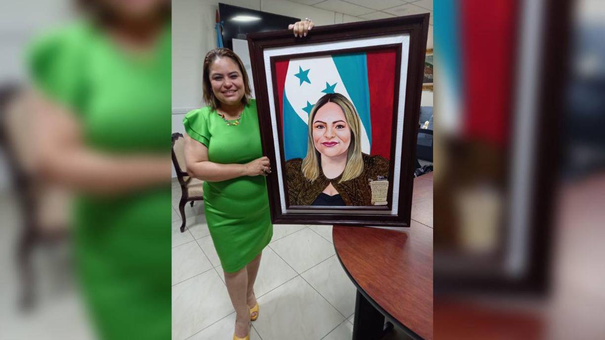 Dulce Villanueva era hasta ayer la titular de la Dirección de Niñez, Adolescencia y Familia (Dinaf), pero renunció al cargo tras la filtración de comprometedores audios en los que pedía coimas. 