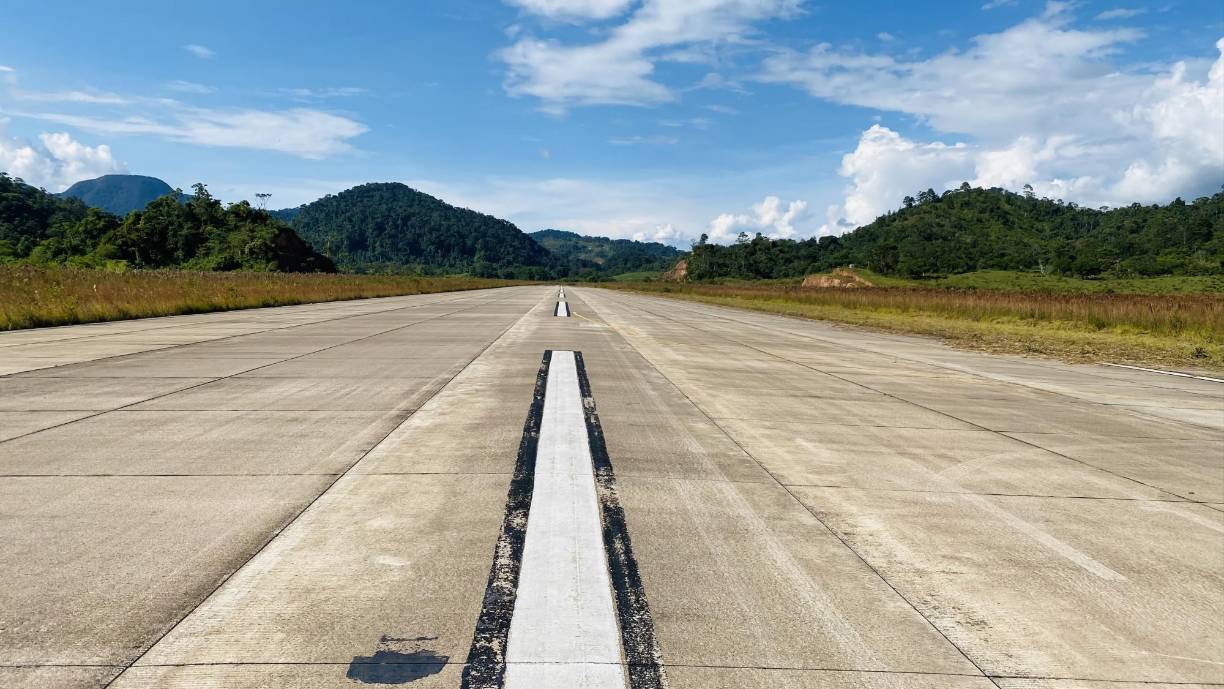 Este desolado panorama cobra relevancia en medio de un reciente planteamiento de una organización cristiana, apoyada por gobiernos locales, para construir un nuevo aeropuerto en la región, específicamente en Concepción, Copán.