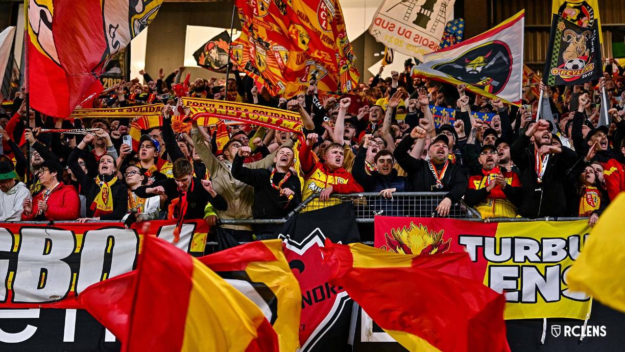 El Estadio Bollaert-Delelis es la casa donde juega como local sus partidos el Lens de Francia.