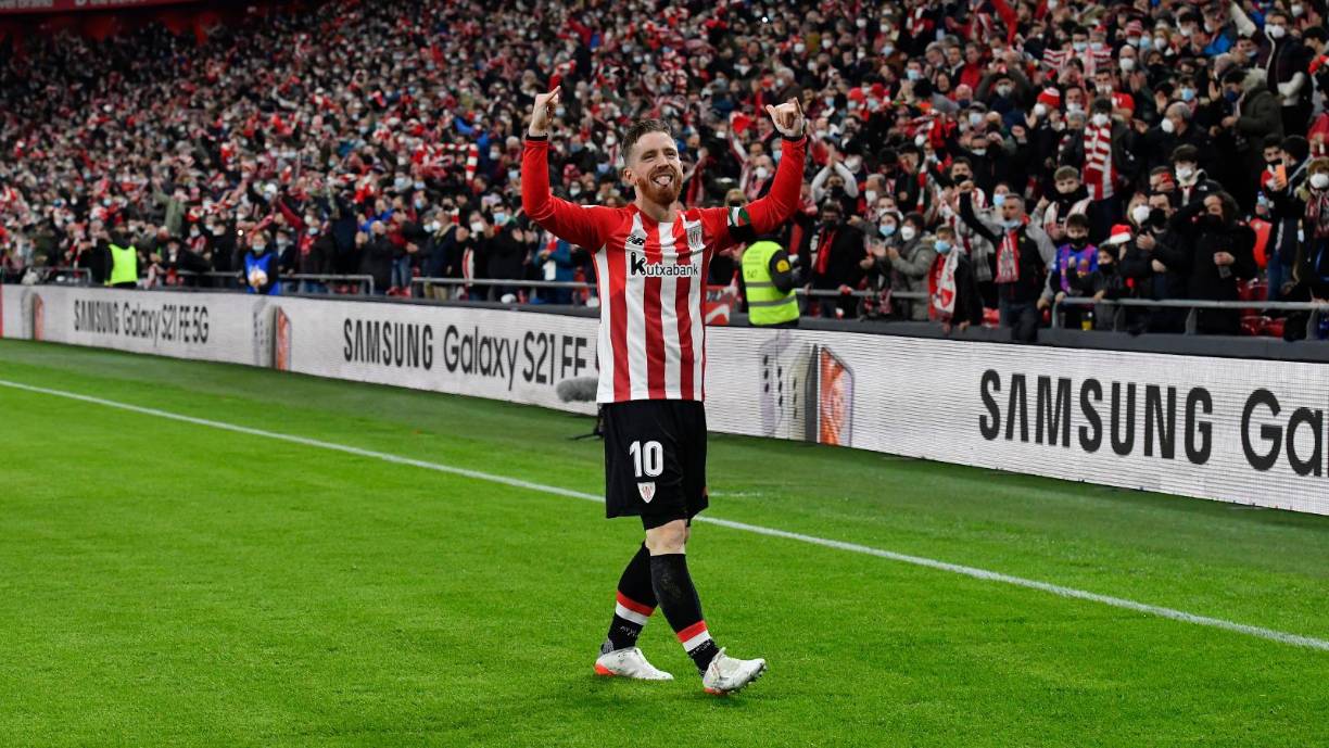 El capitán vasco Iker Muniain celebrando su golazo para el 1-0.