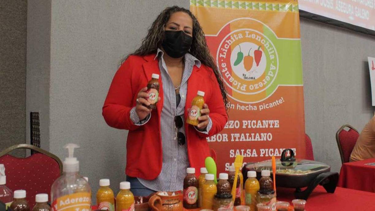 Una iniciativa de la Cámara de Comercio e Industrias de Cortés (CCIC), el Bazar del Sábado desde sus inicios tuvo como objetivo brindar un espacio a bajo costo en donde los emprendedores pudieran dar a conocer sus productos y aumentar sus ventas.