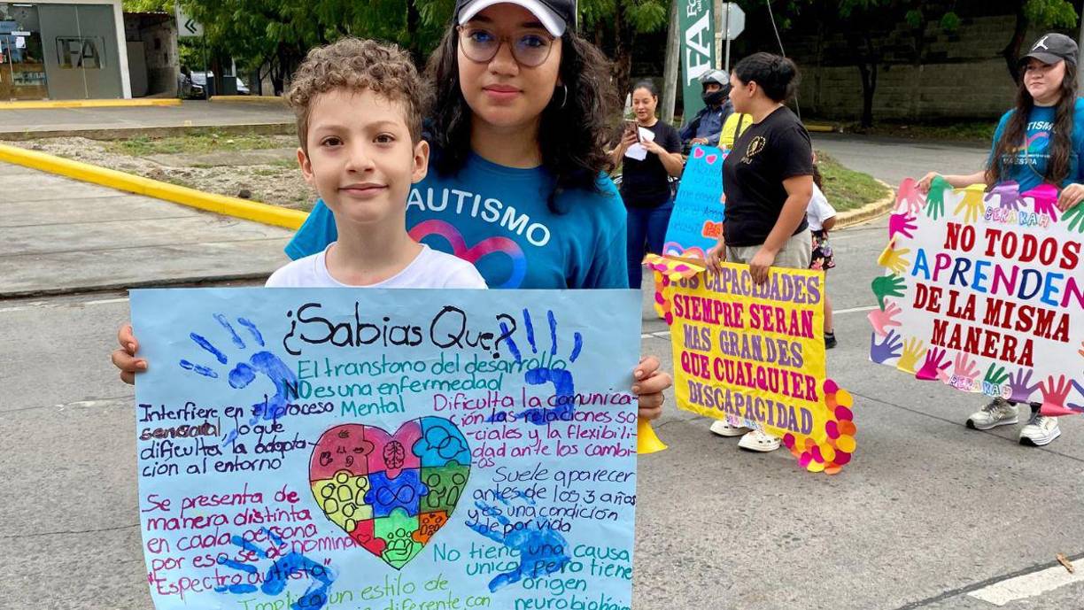 2) El autismo se manifiesta de manera diferente en cada persona. Algunas pueden tener habilidades excepcionales en ciertas áreas, mientras que otras pueden necesitar apoyo significativo en su vida diaria.