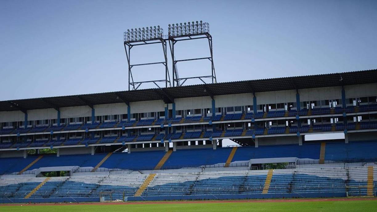 Este mismo día los comisarios de la Concacaf inspeccionarán el inmueble sampedrano para ver que todo lo que fue solicitado este en óptimas condiciones de cara al compromiso.