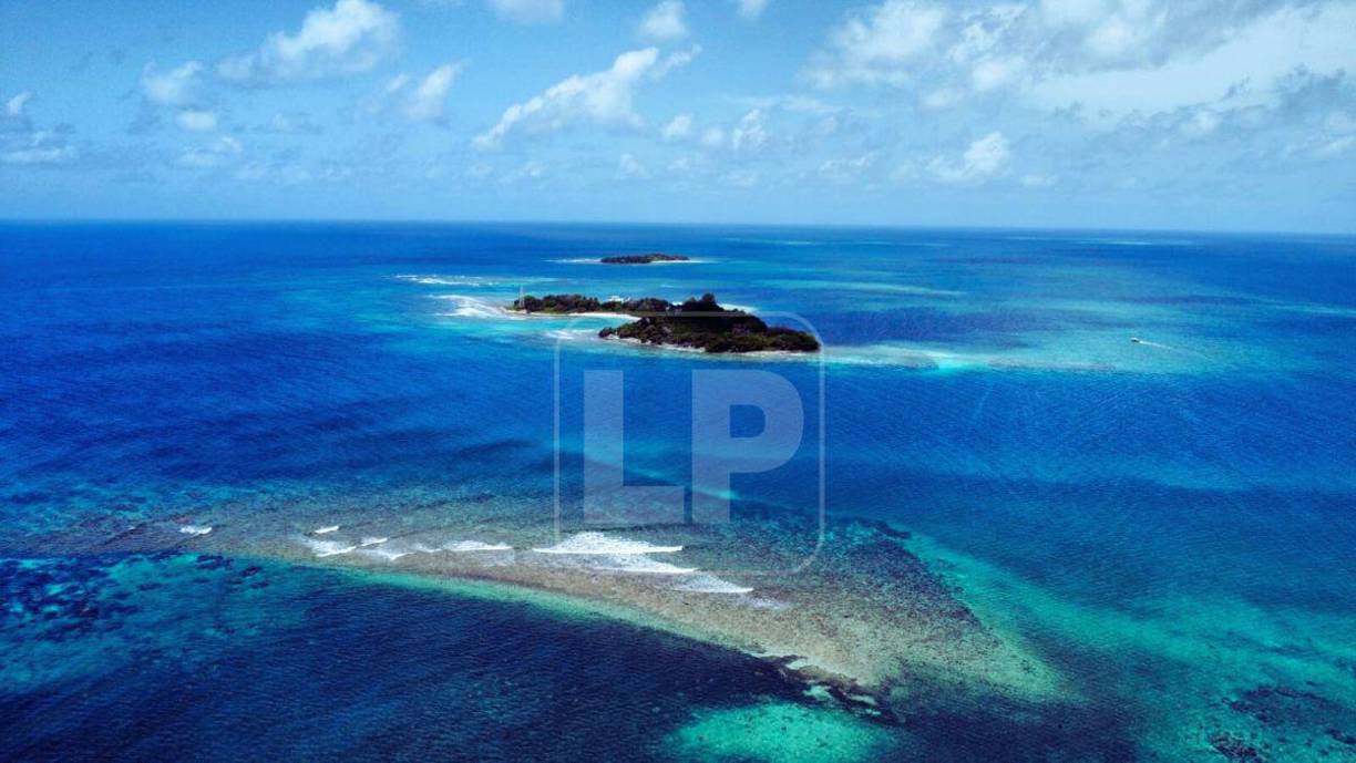 La Corte Internacional de Justicia tiene en sus manos a qué país le asignará la propiedad de los Cayos Zapotillos. En su legislación y mapas, estos trozos de territorio figuran como hondureños. Belice también los reclama al igual que Guatemala. 