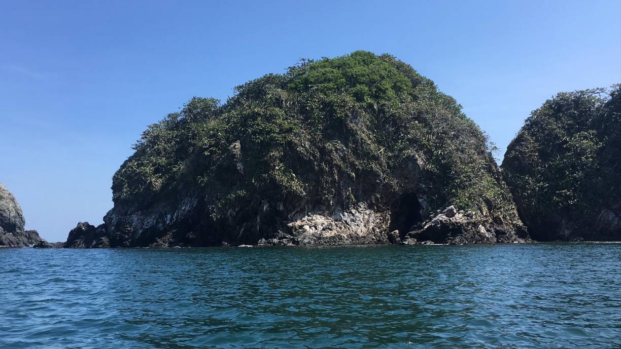 Definitivamente, Punta Sal es un destino que no se puede perder por nada del mundo. Es el lugar ideal para relajarse o divertirse.