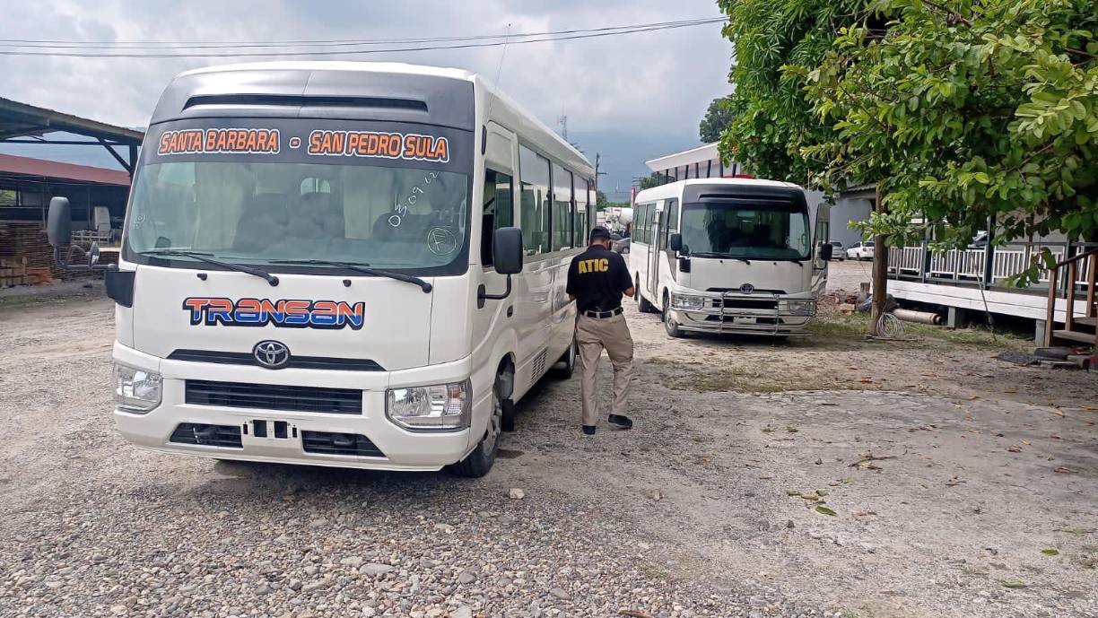 También en una villa dentro del hotel Palma Real de Jutiapa, Atlántida, en dos viviendas de la residencial Linda Vista Este de Tegucigalpa y en un terreno en La Estancia, San Juan del Rancho, San Antonio de Oriente, Francisco Morazán.