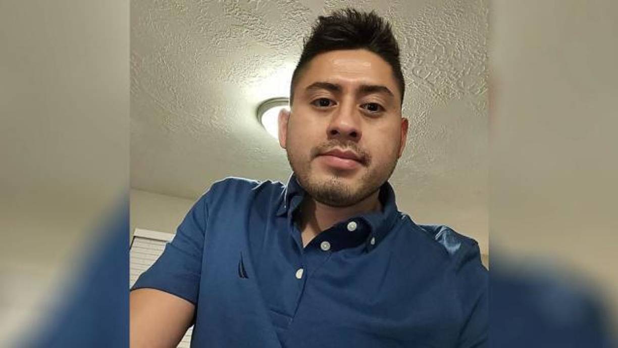 El sospechoso fue identificado como Antonio Moreno, de 31 años, quien reside en Kaysville, Utah. Viajó a México con su sobrina y sus dos hijas, de 4 y 6 años, el 30 de junio, según la oficina del FBI en Salt Lake City.