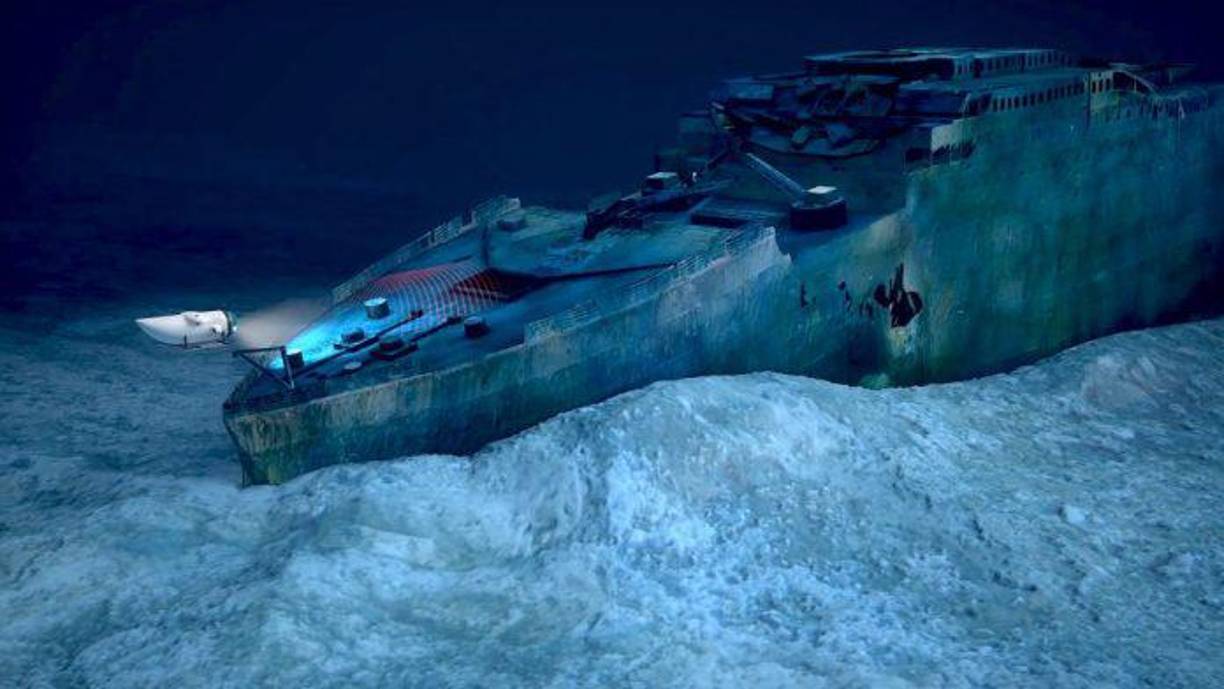 Naufragó en las aguas del Atlántico durante la noche del 14 y la madrugada del 15 de abril de 1912, mientras realizaba su viaje inaugural desde Southampton (Reino Unido) a Nueva York tras chocar con un iceberg. Murieron 1.496 personas de las 2.208 que iban a bordo.