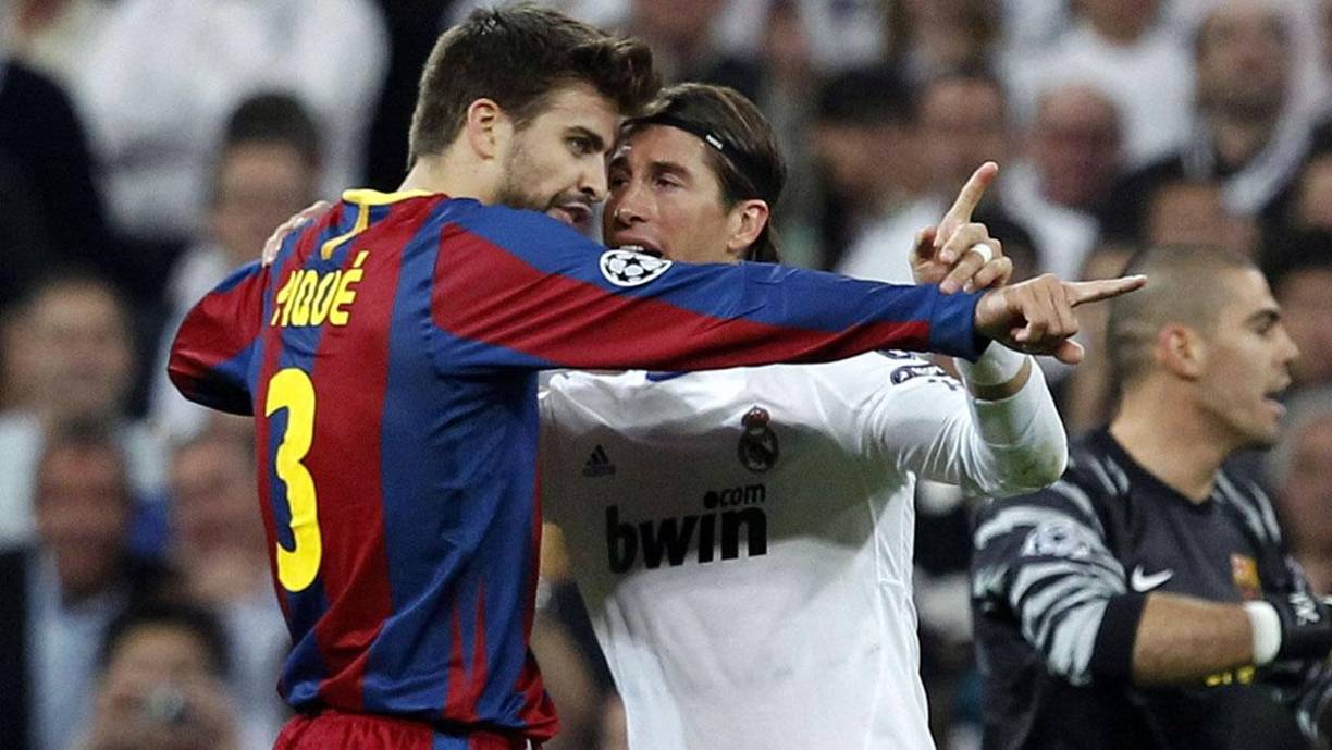 Gerard Piqué, junto a Sergio Ramos en un Clásico.