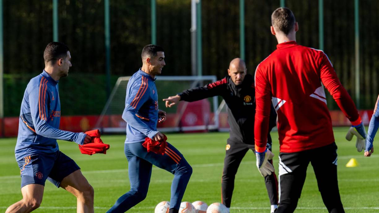 Cristiano Ronaldo ha sido titular en los cuatro encuentros de Europa League, pero en la Premier League ha sido relegado al banquillo.