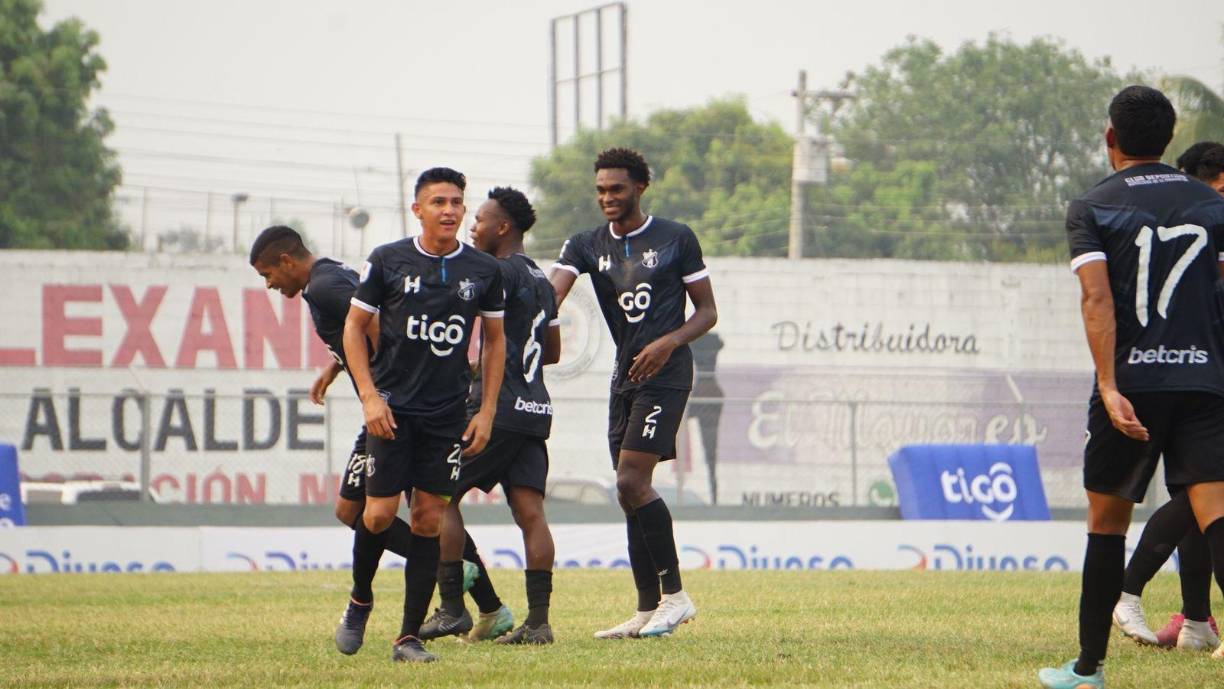 Honduras Progreso empató 1-1 ante Motagua en el estadio Humberto Micheletti. Los progreseños lo iban ganando, pero cedieron un empate que evitó que salvarán la categoría.