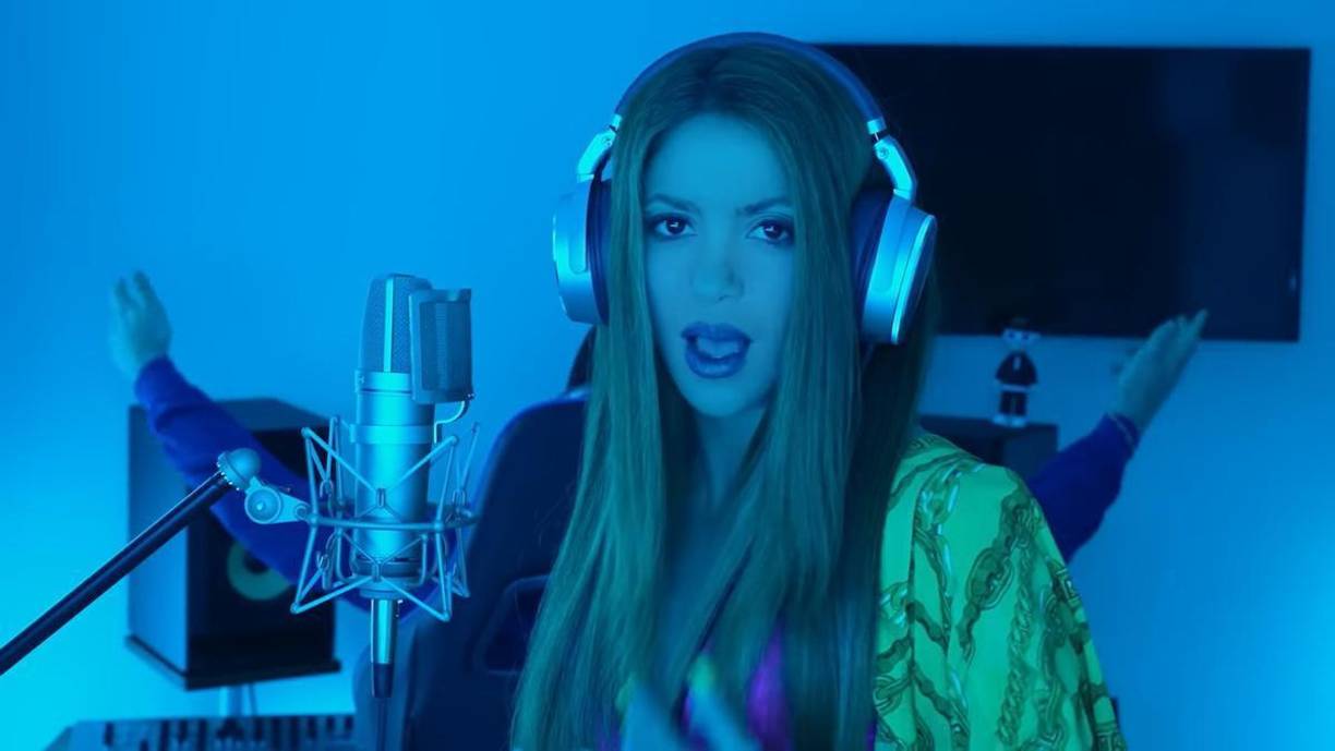 ”Tanto que te la dabas de campeón y cuando te necesitaba fuiste tu peor versión”, se escucha en el primer verso del tema.