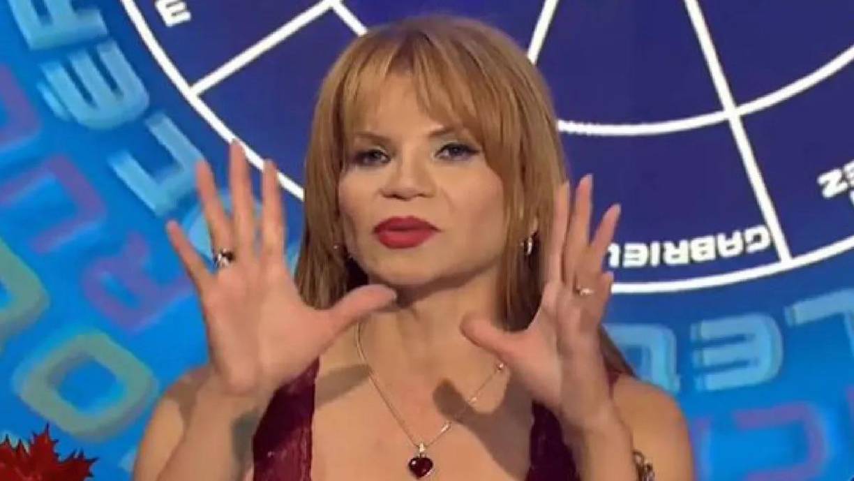 Desde muy joven afirma que no se sintió cómodo con el cuerpo de hombre, por lo que comenzó su cambio de género. 