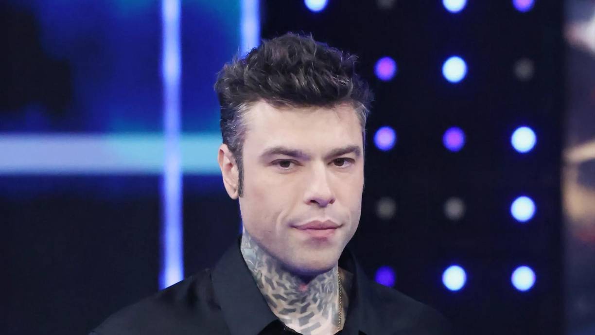 Ese mismo día,<b> Fedez, quien se encontraba en el Festival de San Remo, </b>quedó “confundido y desorientado” por el mensaje de su amante. El italiano se sentía tan devastado que hasta intentó terminar con su vida. 