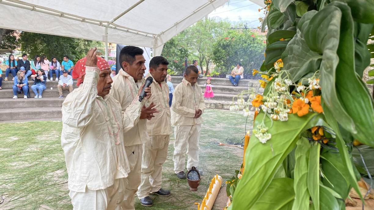 El pueblo indígena Maya Chortí celebró la tradicional ceremonia denominada Tz’ikin, fiesta en que el pueblo ancestral agradece la abundancia de las cosechas.
