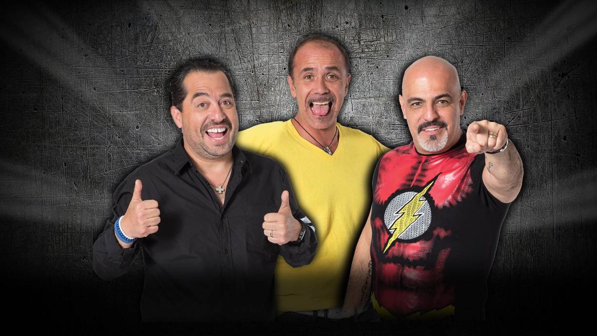 Los comediantes han aprendido a identificar ciertas pistas que podrían sugerir quiénes los contratan, como cambios frecuentes de vehículos, el uso de radios para comunicarse y solicitudes para apagar sus teléfonos o evitar mirar hacia ciertas direcciones. A pesar de estas señales, se mantienen discretos y evitan hacer preguntas innecesarias.