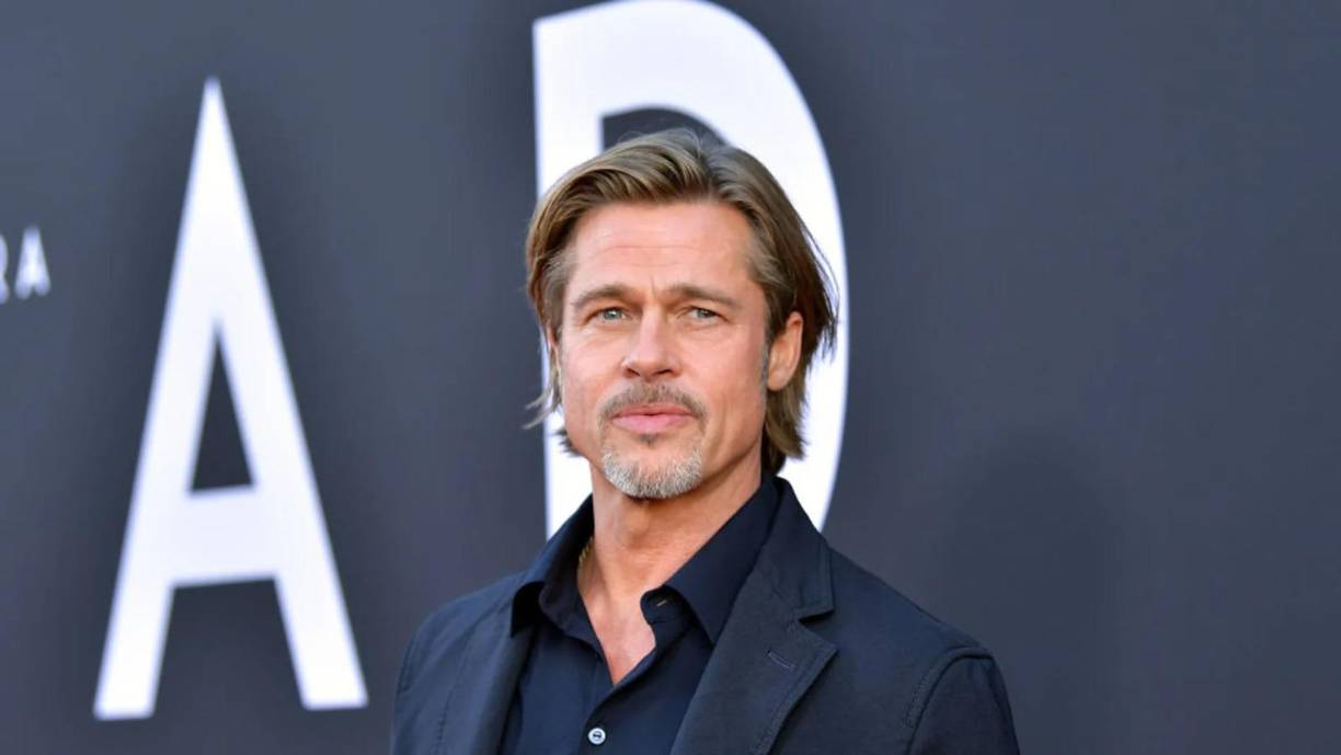 La mujer le envió un total de 830 mil euros, creyendo que estaba ayudando a la estrella de cine con supuestos gastos médicos y problemas legales derivados de su divorcio con Angelina Jolie.