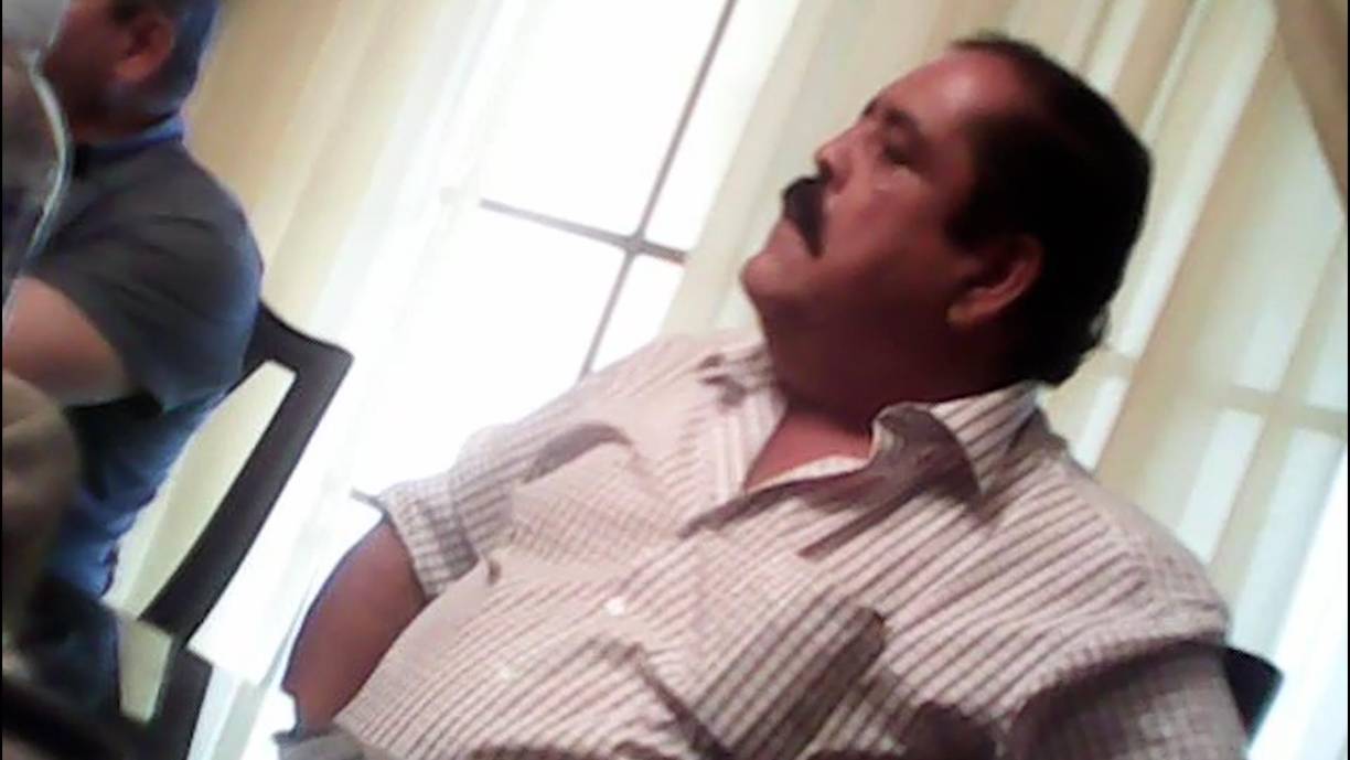 La grabación, realizada con una cámara espía en un reloj, dura 34 minutos y revela las negociaciones entre Zelaya y miembros del cártel, incluyendo Héctor Emilio Fernández Rosa, Carlos Lobo y Ramón Matta Waldurraga.