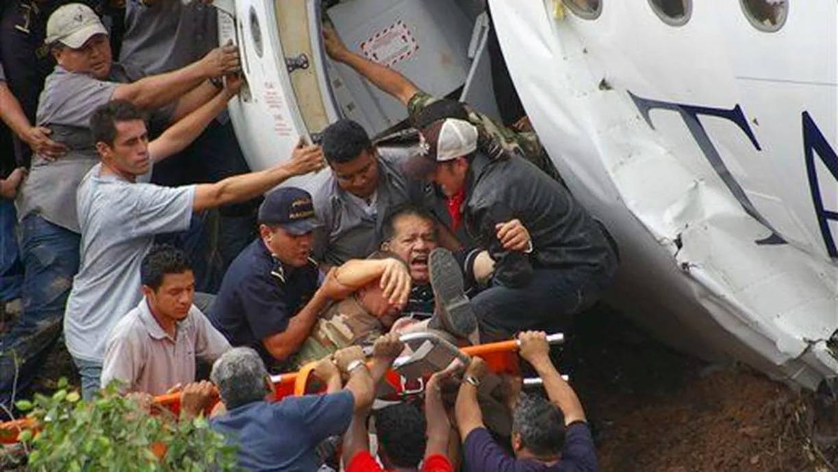 Un total de 65 personas fueron hospitalizadas, la mayoría por politraumatismos de gravedad.