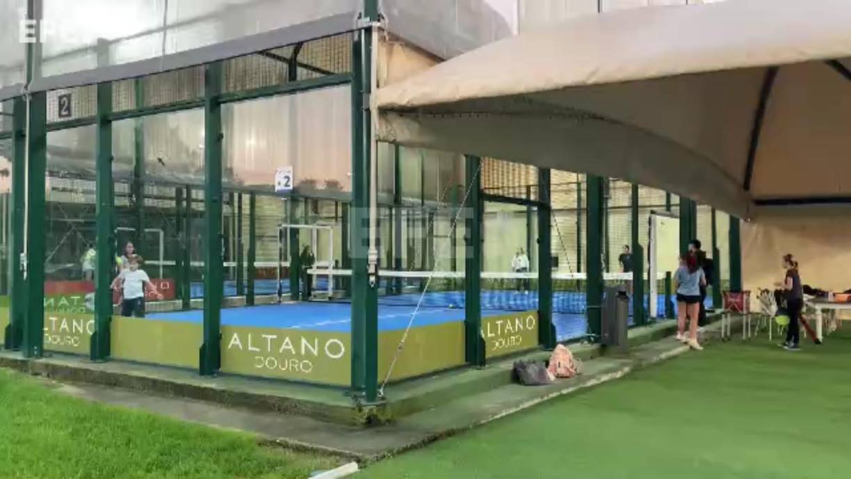 Tras más de 20 años al máximo nivel y más de 900 goles anotados, Cristiano ha comenzado a interesarse por un partido que se juega en los despachos. La adquisición del Lisboa Racket Centre es la última operación de su firma de inversión deportiva, CR7 S.A., para hacer crecer su imperio financiero y aumentar su influencia en un deporte emergente como el pádel.