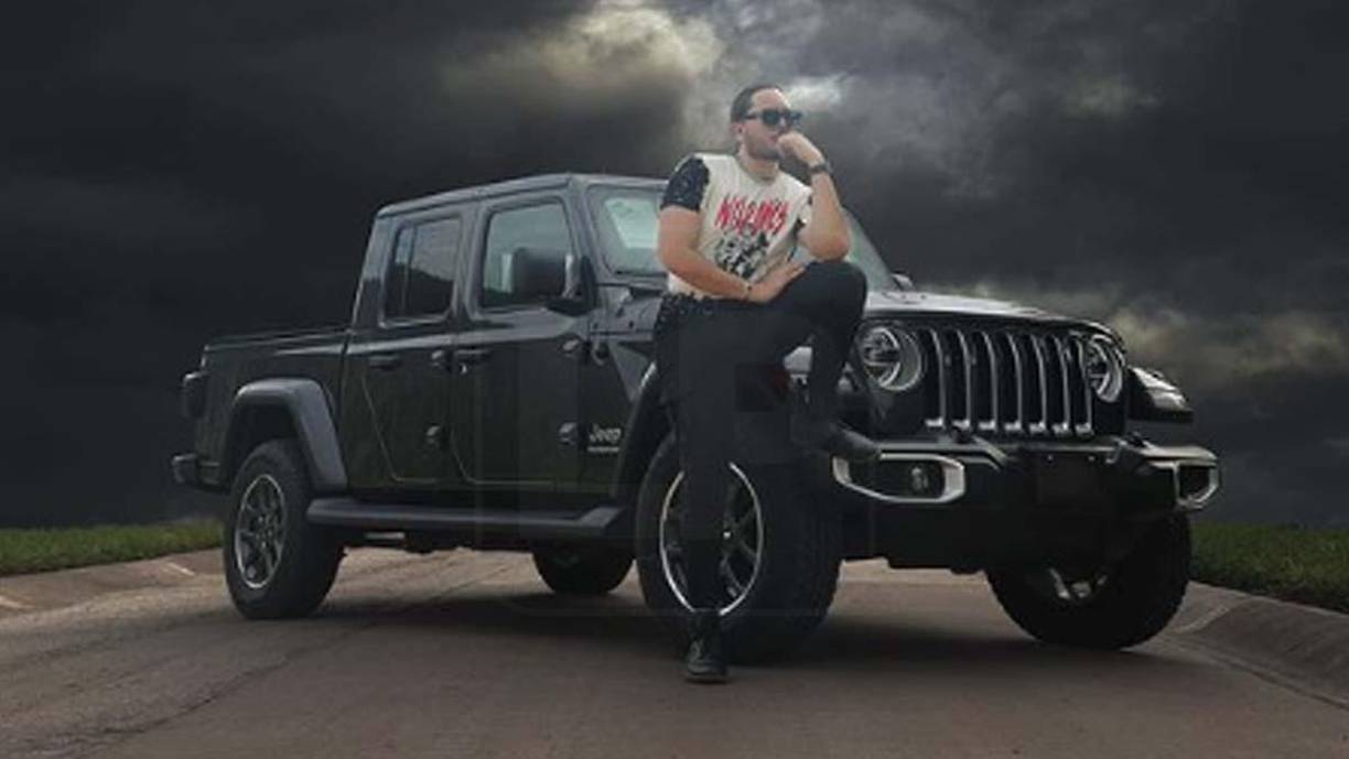 Recibió varios disparos al llegar a su hogar por parte de sicarios que le dispararon a corta distancia.