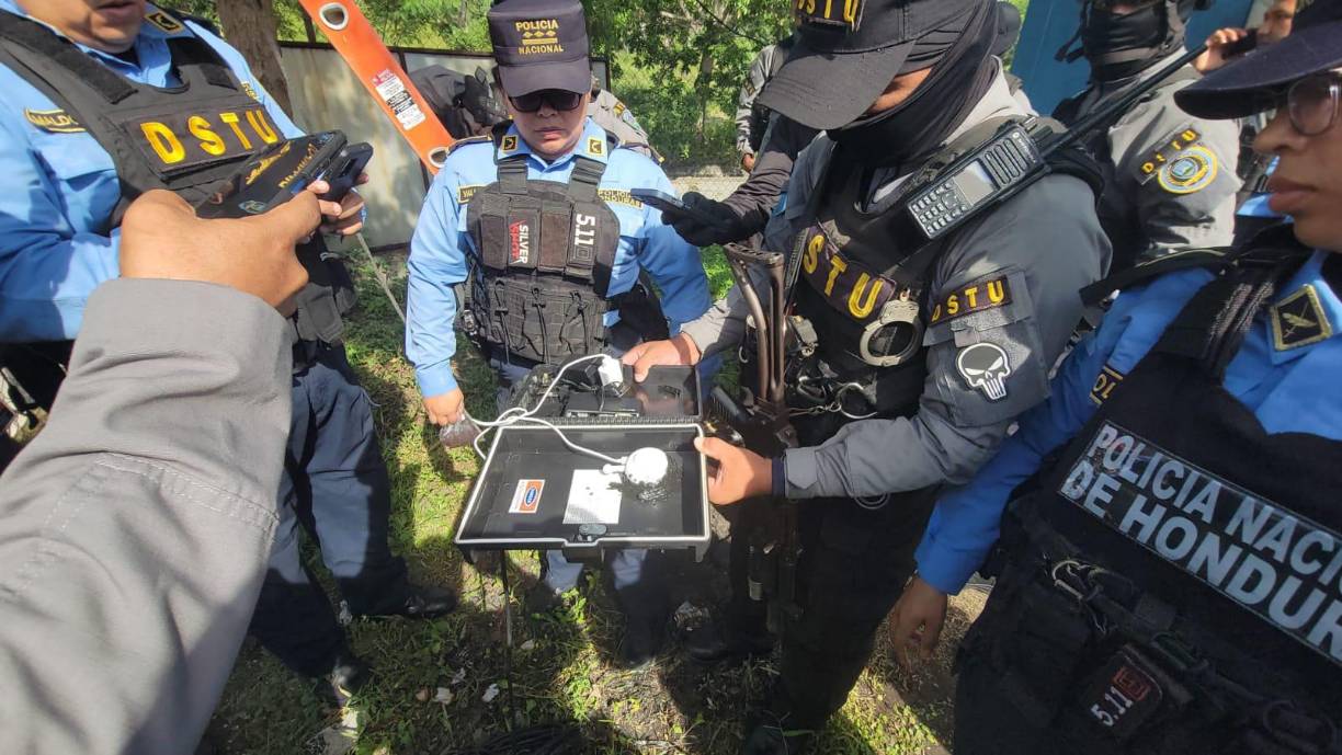 Las maras y pandillas instalan cámaras de vigilancia en barrios y colonias para mantener un control estricto sobre los territorios en los que operan.