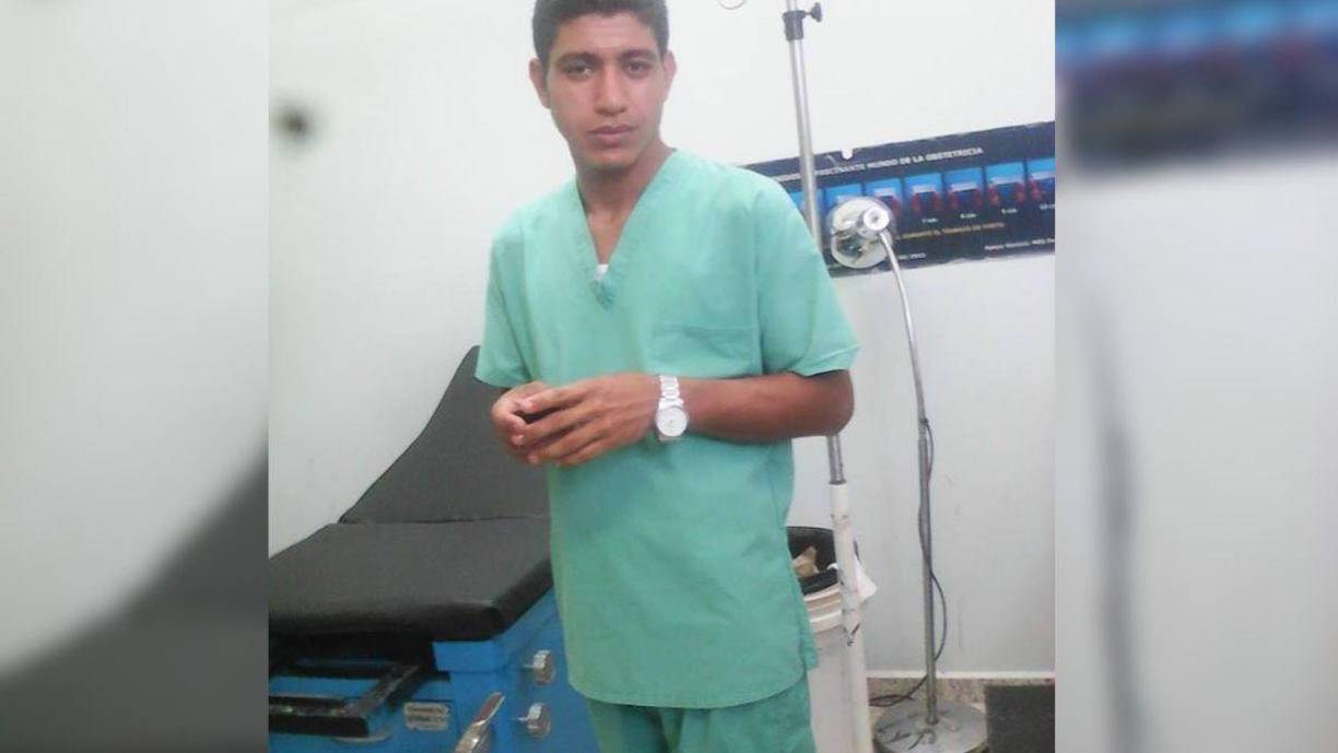 Desde muy joven demostró su vocación por la salud y por servir a otros, según lamentaron sus allegados.