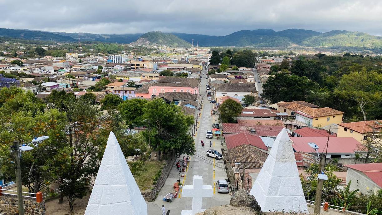 La noche del sábado se realizará show de luces, desfile de carrozas para conmemorar el Día de Reyes Magos y se cerrarán las actividades navideñas con un concierto en el Paseo La Gruta.