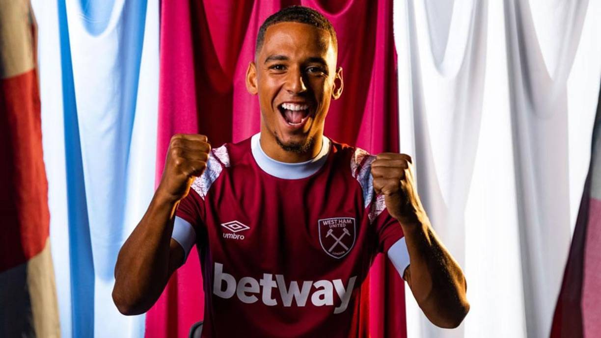 El París Saint-Germain anunció este miércoles la transferencia del central internacional alemán Thilo Kehrer al West Ham inglés por un monto que no ha hecho público. El futbolista alemán firma por cuatro años con opción a dos más. Las cifras giran en torno a los 10 millones de libras esterlinas, según medios.