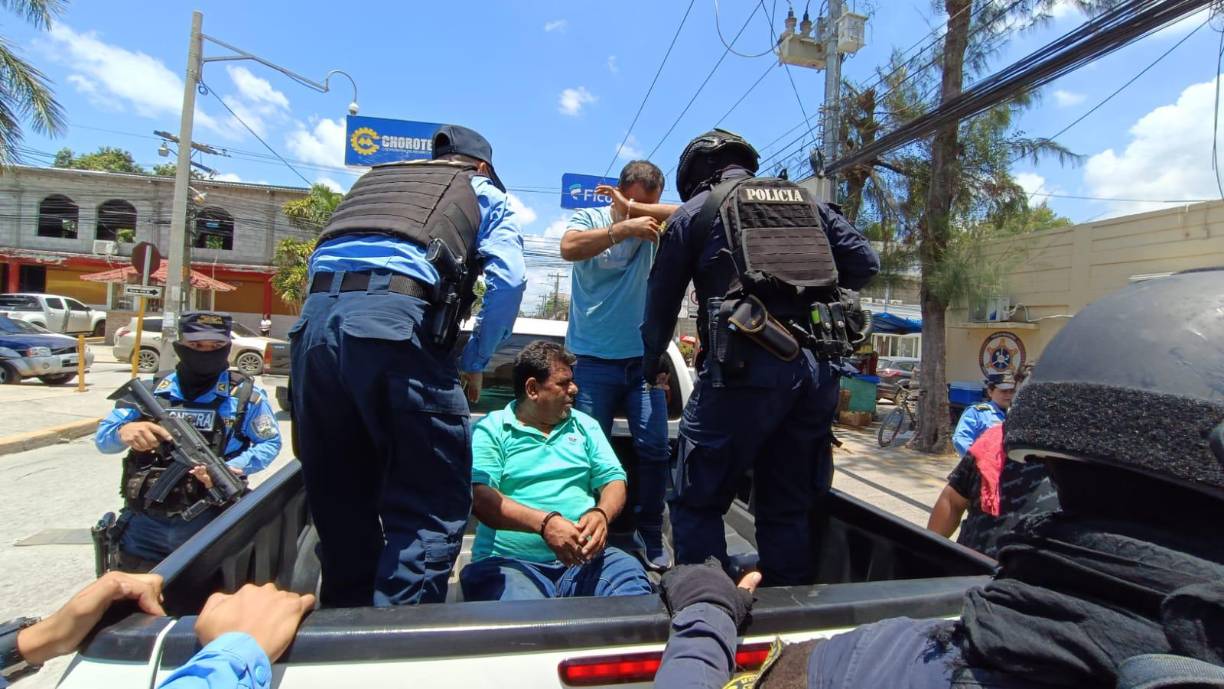 Según las autoridades, los hermanos tenían su centro de operaciones en la colonia Rubí de Choloma y en las viviendas que se les decomisaron, mantenían a sus clientes.