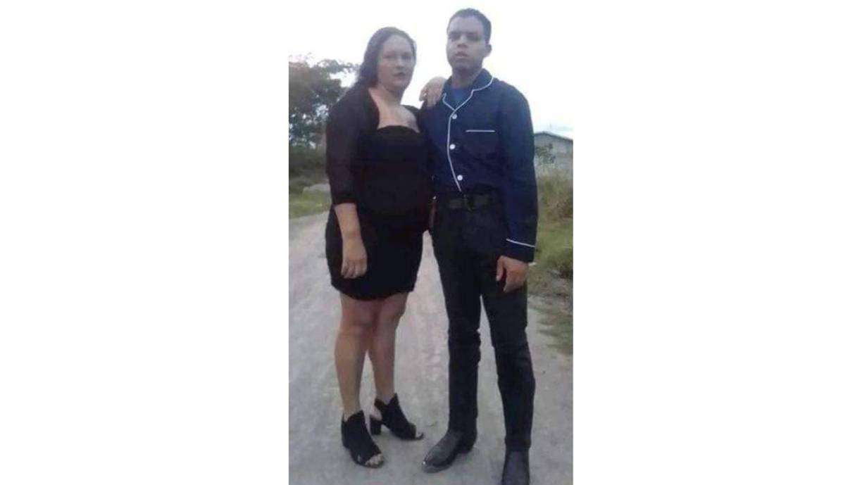 Bryan González, de 26 años, y su esposa, Francisca Valderramos, son dos de las víctimas. 