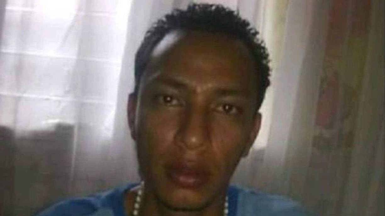 Kelvin, quien resultó ser hermano de un Fiscal hondureño de nombre Edson Godoy, fue trasladado con vida al Hospital Escuela luego del tiroteo, pero terminó falleciendo horas después producto de la gravedad de las heridas en su cuerpo.