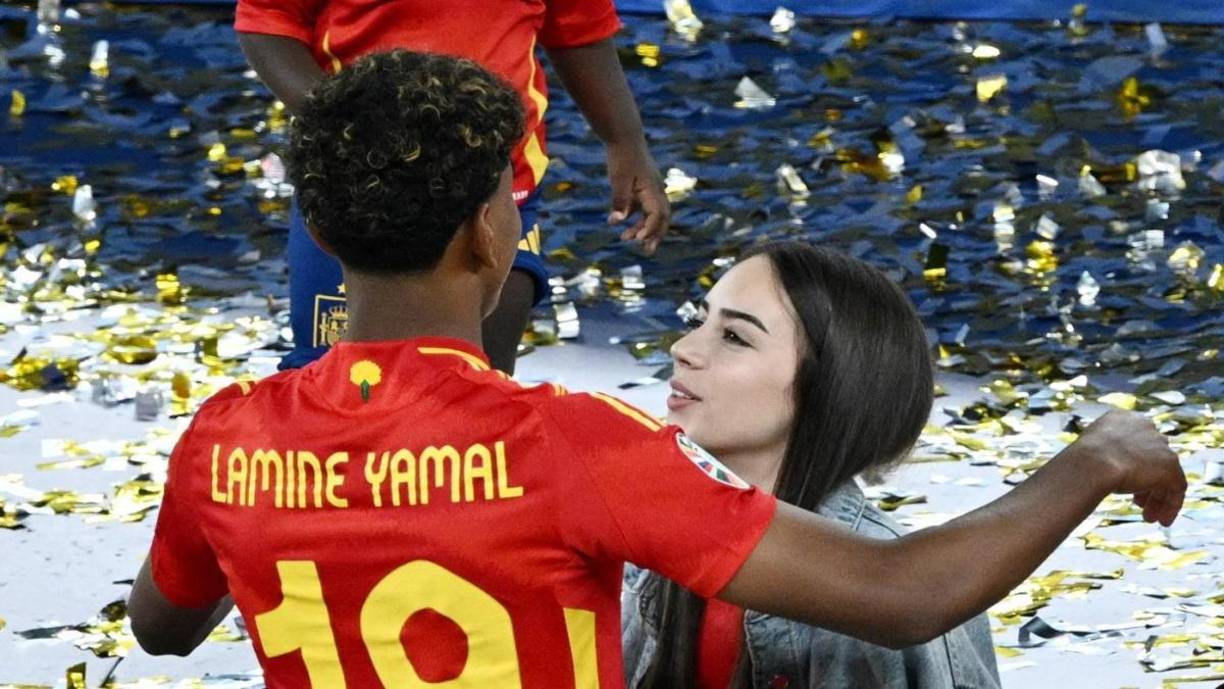 Lamine Yamal dejó de seguir a su novia en redes sociales tras una posible traición de la chica y el jugador del Barcelona busca nueva conquista.