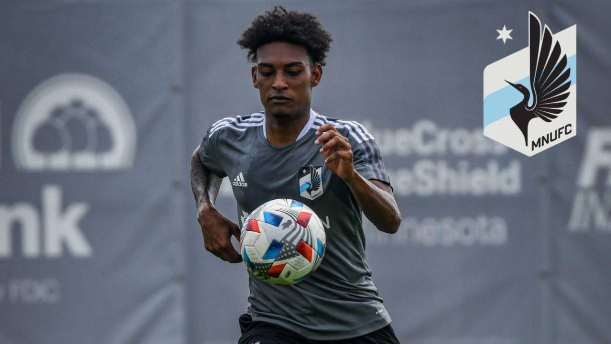 Joseph Rosales: El centrocampista es el único legionario convocado por Diego Vázquez. Forma parte del Minnesota United de la MLS.