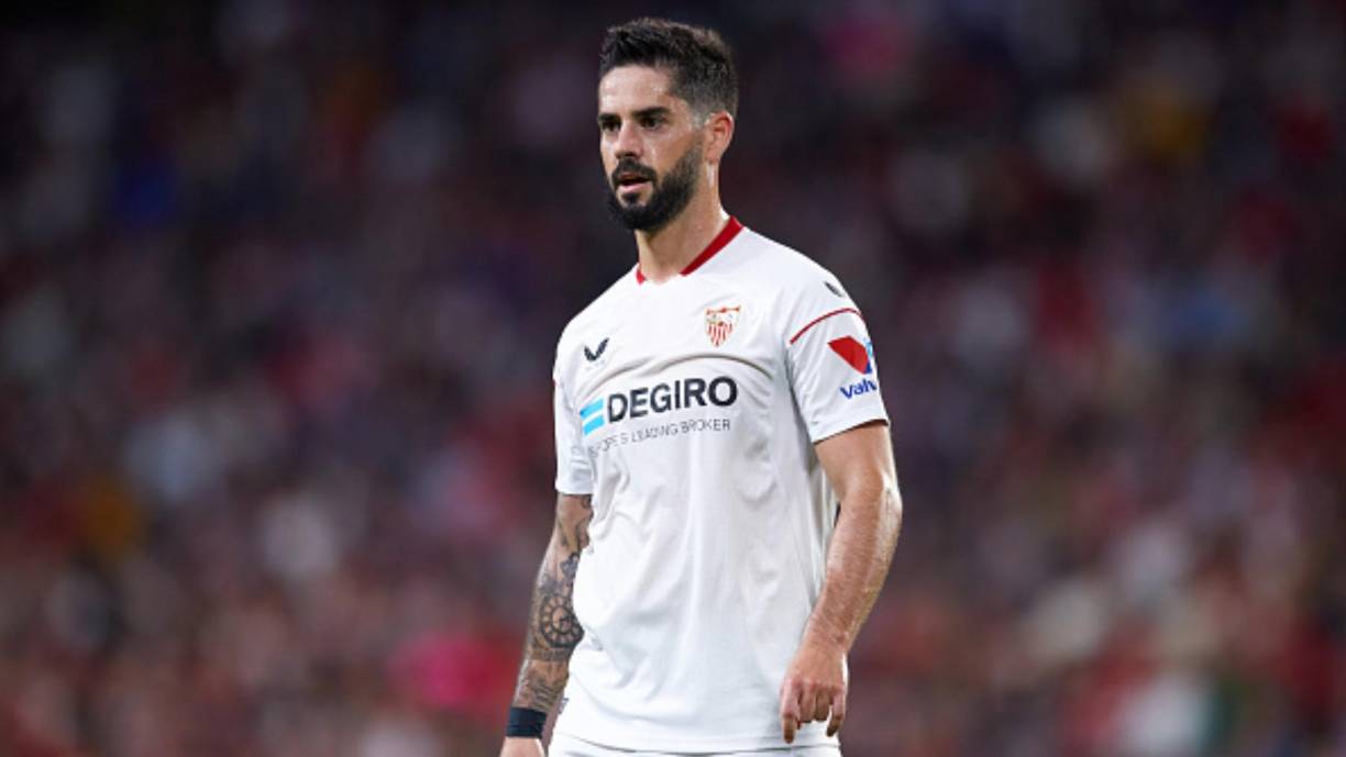 Isco Alarcón, agente libre, no jugará con el Union Berlín. El propio Dirk Zingler, presidente del club alemán, lo desmintió en la previa del Derby de Berlín ante el Hertha. “Si le vinculan con nosotros es que hemos hecho muchas cosas bien. Eso nos honra. Podrías darme cinco nombres de jugadores y no los negaría ni los afirmaría”, dijo.