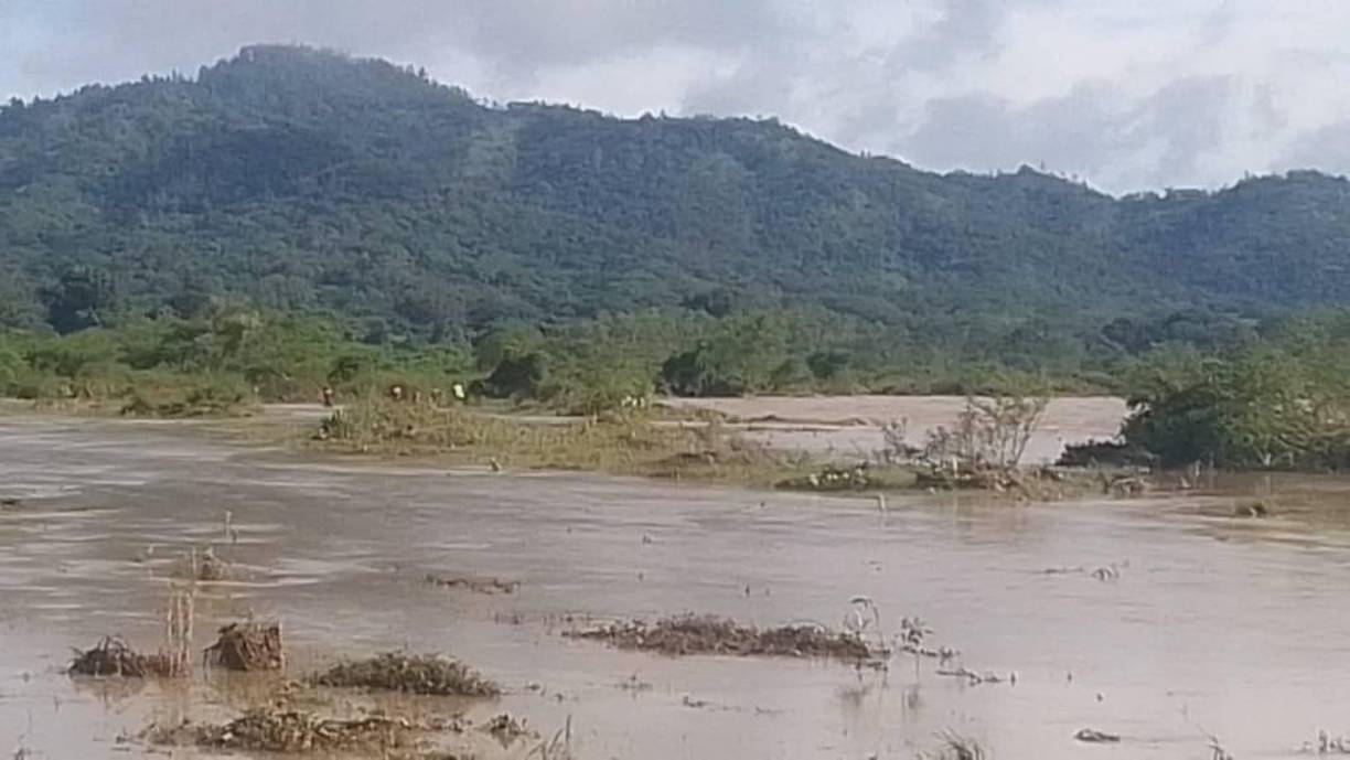 El sospechoso se llama Nelson Rubí Espinal, quien es un agricultor de 54 años, residente en Santa María, del municipio de Danlí.