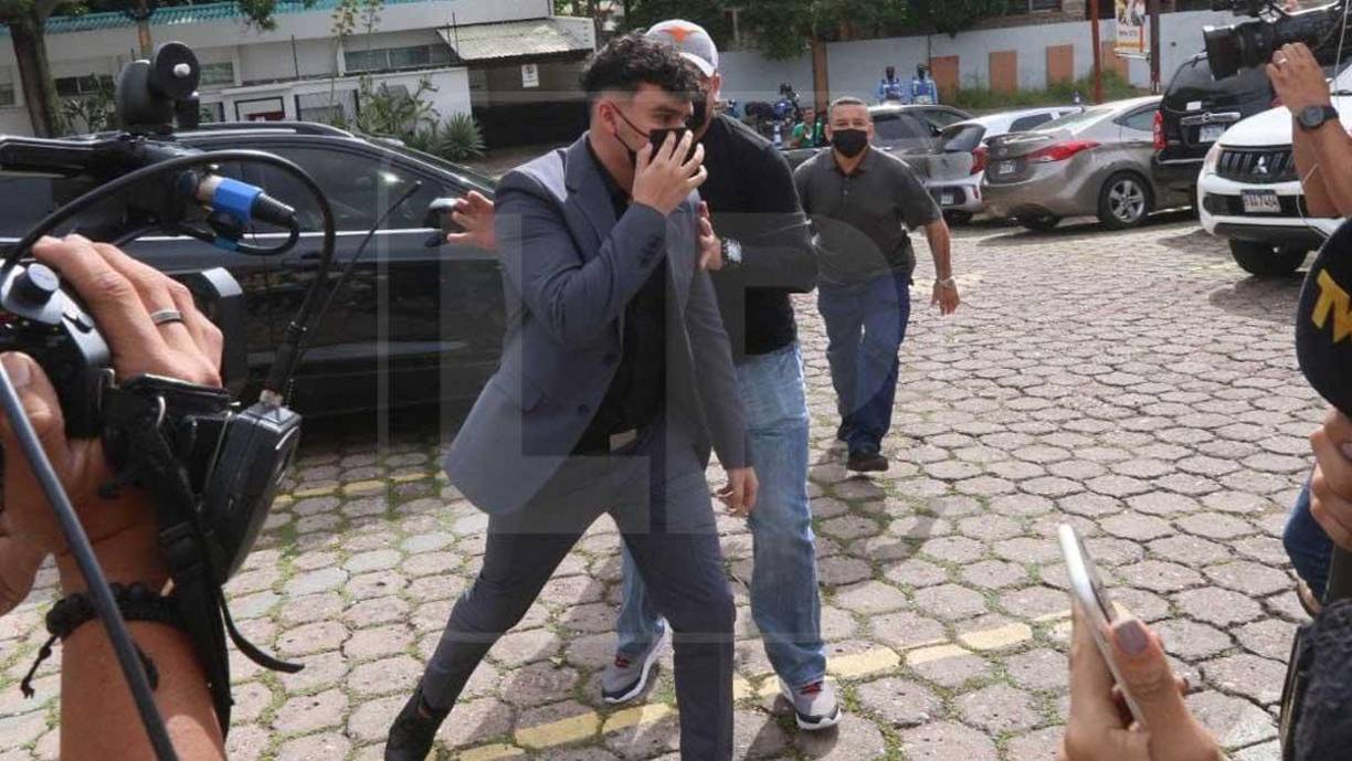  Luis Lobo se salvó de morir en la masacre porque según su padre, Porfirio Lobo, andaba manejando el otro carro.