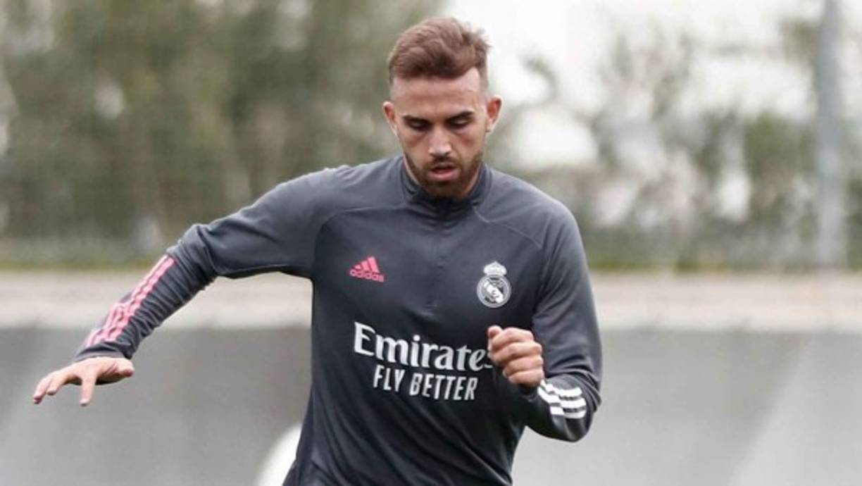 El futuro de Borja Mayoral podría estar en la AS Roma. Según informó Gianluca Di Marzio, de Sky Sports Italia, el canterano del Real Madrid interesa mucho al equipo italiano, que ya ha abierto negociaciones con el club blanco. El interés en el delantero español no es nuevo. A principios de verano fue la Lazio el equipo que fijó su mirada en él.