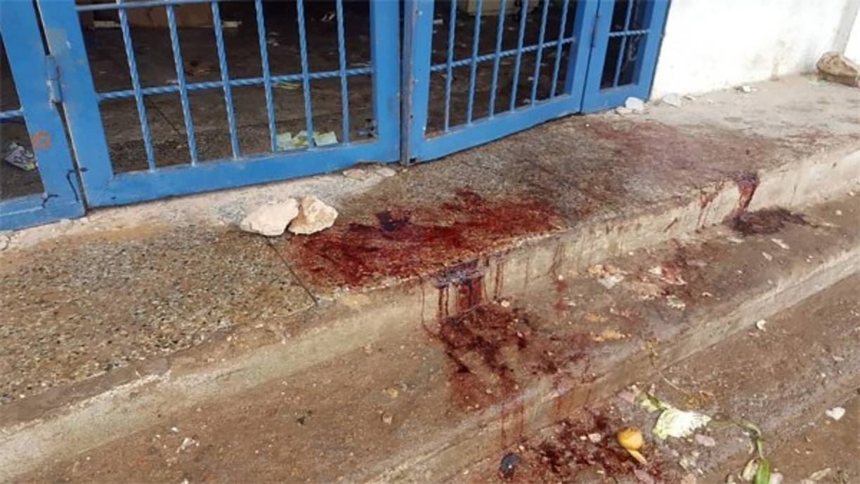 Las autoridades investigan la muerte de al menos 8 personas durante las protestas contra Maduro.