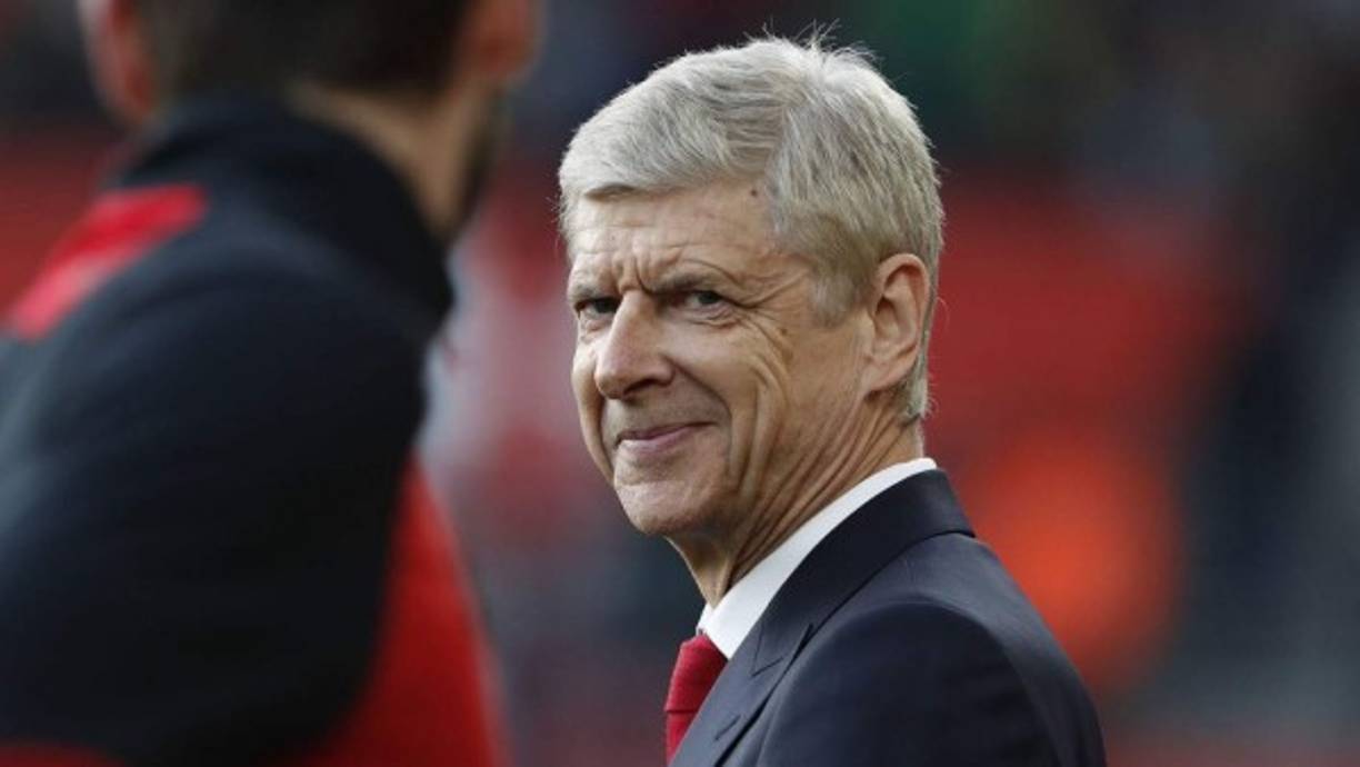 El Arsenal y Arsene Wenger han acordado la renovación por dos temporadas más del veterano preparador francés, que continuará en el Emirates Stadium al menos hasta junio de 2019, informa hoy la cadena británica BBC.