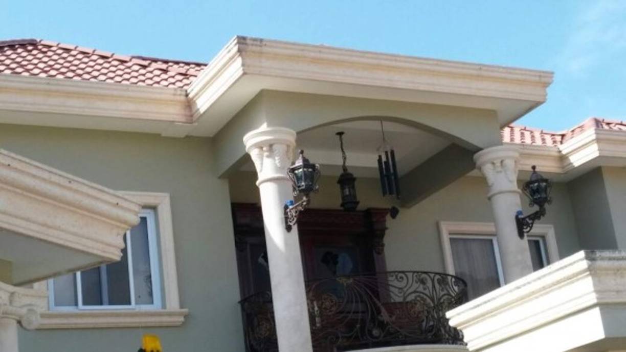 Hasta el momento las autoridades no han capturado a ninguna persona, pese a que tienen varias órdenes de captura pendientes.