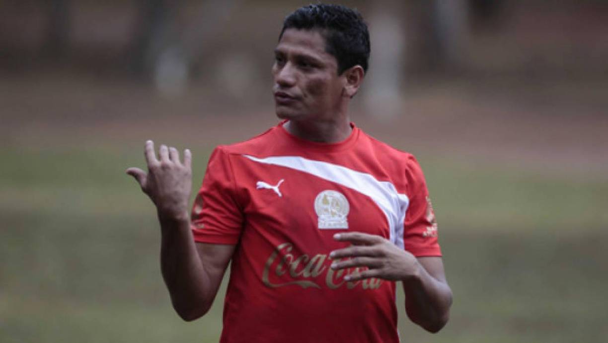 Otro que tiene orden de captura es Guitler Mayorga, quien está recluido en el Centro Penal de La Ceiba y ahora deberá enfrentar un proceso por tráfico de drogas.