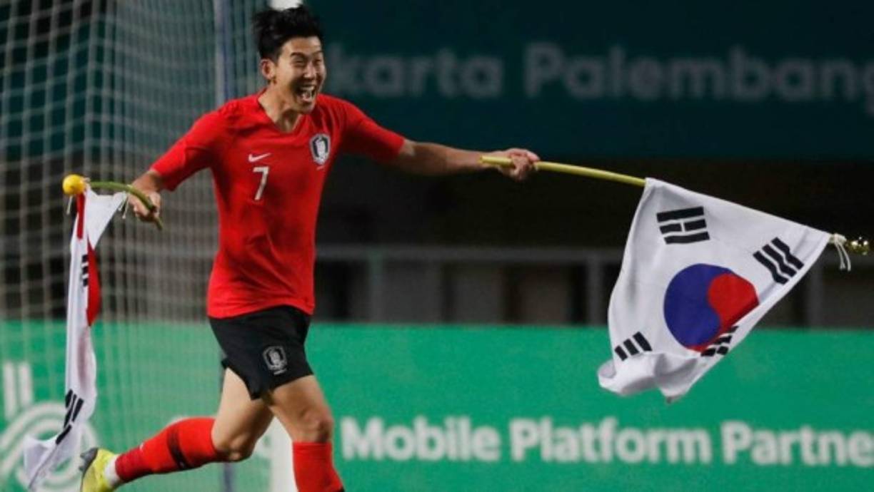 Con respecto a los entrenamientos estrictamente militares, Son protagonizará intensos ejercicios físicos, incluyendo combate cuerpo a cuerpo. Además, será instruido en la utilización de armas de fuego.