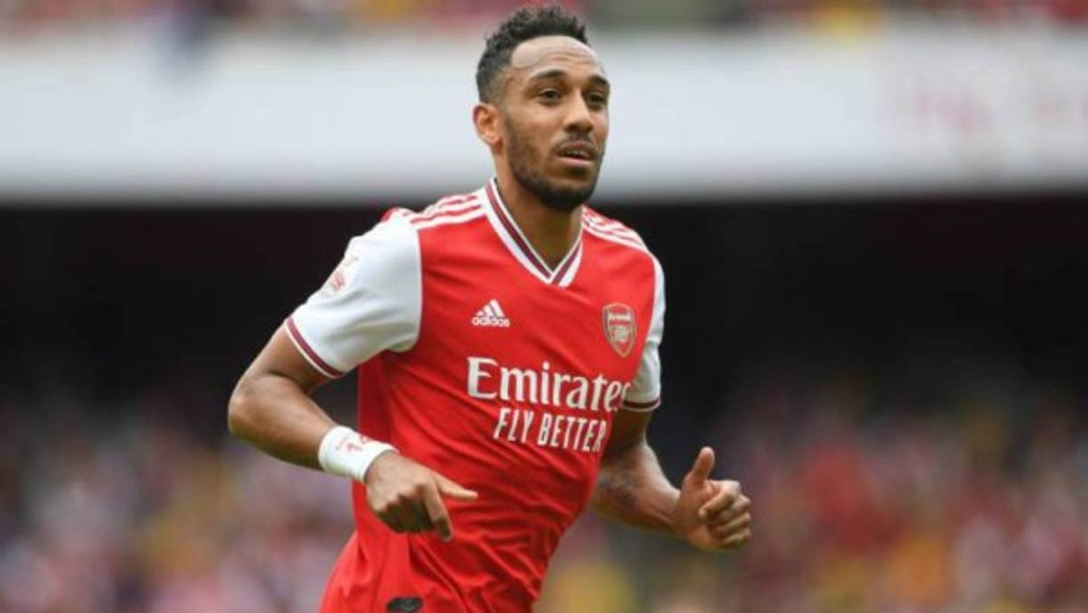 Aubameyang: Delantero del Arsenal de Inglaterra, cuenta con 17 goles y 34 puntos.