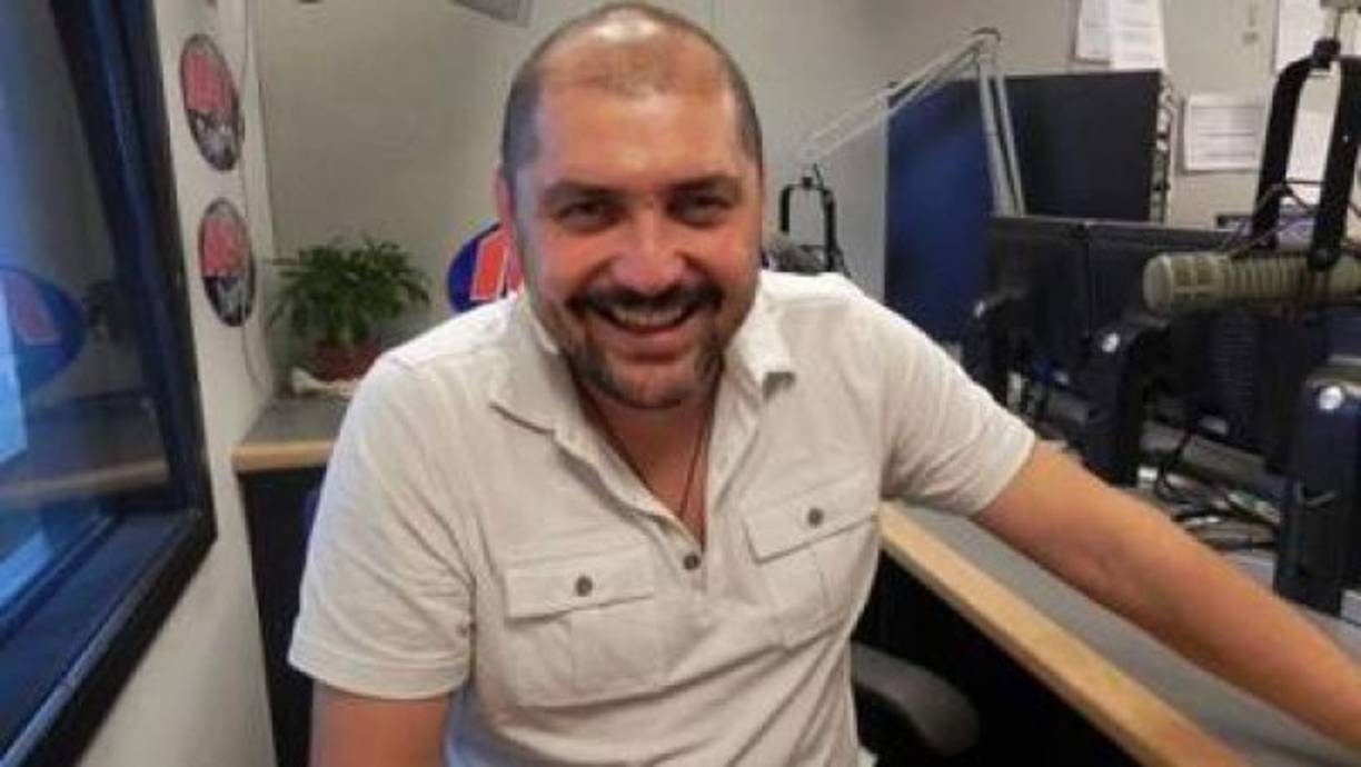 Reyli: 'Amor del bueno'. En 2004 esta canción acompañó a la cinta mexicana Ladies' Night, ambos productos bastante famosos, al menos en México. Reyli formaba parte del grupo Elefante hasta que decidió iniciar su carrera como solista. Después tuvo problemas de alcoholismo y protagonizó varios escándalos, pero ninguno lo llevó de vuelta a su momento cumbre.