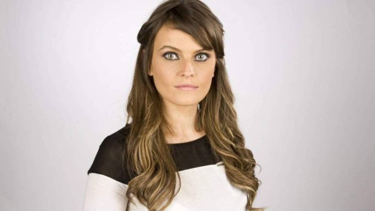 La reconocida politóloga, Gloria Álvarez, anunció su candidatura a la presidencia de Guatemala a través de un video en Facebookm afirmando que tendrá una campaña libre del financiamiento del narcotráfico o los 'empresaurios'.