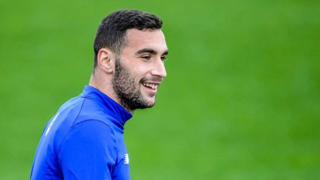 El defensor Jon Sillero ha renovado hasta 2023 con el Athletic Club de Bilbao.