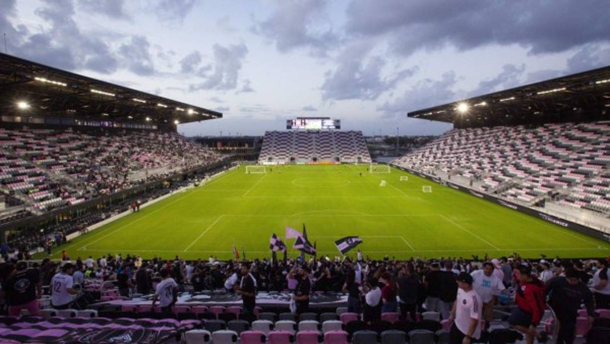 DRV PNK Stadium (Fort Lauderdale, Florida) - Será la sede de la fase preliminar, del 2 al 6 de julio. Es la casa del Inter Miami de la MLS, club que preside David Beckham. En ese escenario ya han ingresado aficionados para ver partidos del equipo en la temporada que recién empezó.