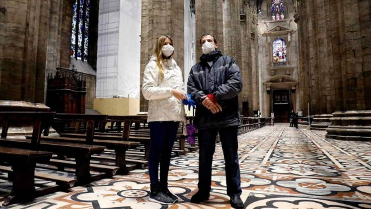 Los únicos motivos por los que pueden desplazarse son: exigencias laborables comprobables, situaciones de necesidad, motivos de salud o bien regreso al propio domicilio. De engañar a las autoridades se arriesgan a mínimo tres meses de cárcel.