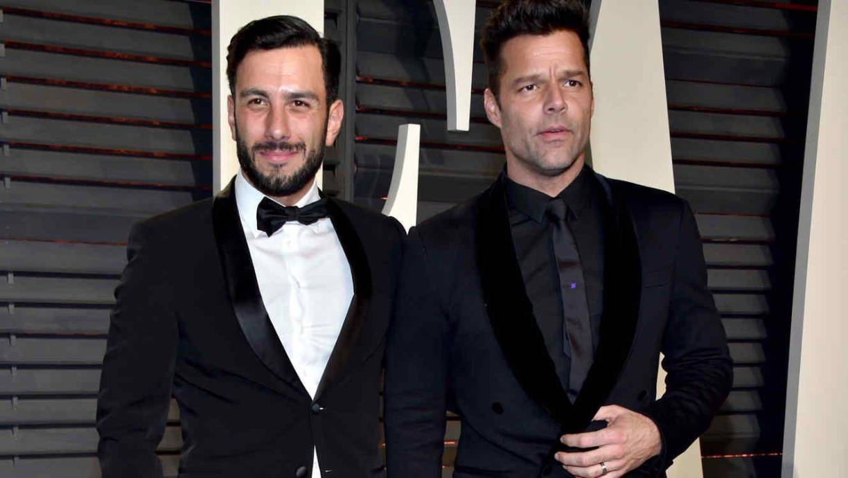Ricky Martin y Jwan YosefAños juntos: 6Hijos: 4Razón del divorcio: “Diferencias irreconciliables”Inicios: Empezaron a salir en 2016, compartiendo imágenes juntos en sus redes sociales. Dos años después, Ricky confirmó que se habían casado en secreto. En julio de este año, anunciaron su divorcio.Declaración: “Hemos decidido poner fin a nuestro matrimonio con amor, respeto y dignidad para nuestros hijos y honrando lo que hemos vivido como pareja durante todos estos maravillosos años. Nuestro mayor deseo ahora es seguir teniendo una dinámica familiar sana y una relación centrada en la paz y la amistad”, escribieron en Instagram.